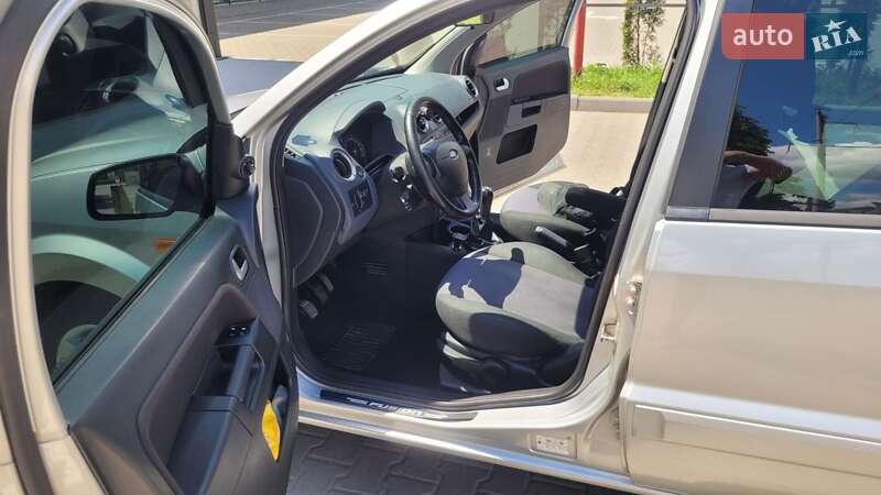 Хэтчбек Ford Fusion 2009 в Виннице