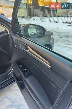 Седан Ford Fusion 2017 в Сумах