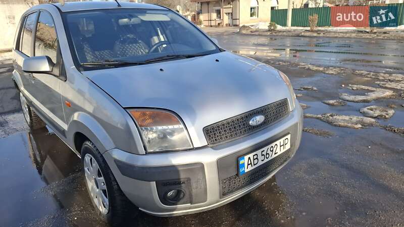 Хетчбек Ford Fusion 2007 в Славуті