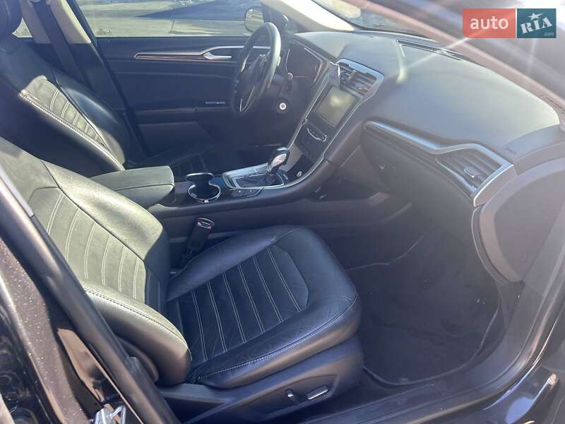 Седан Ford Fusion 2014 в Киеве