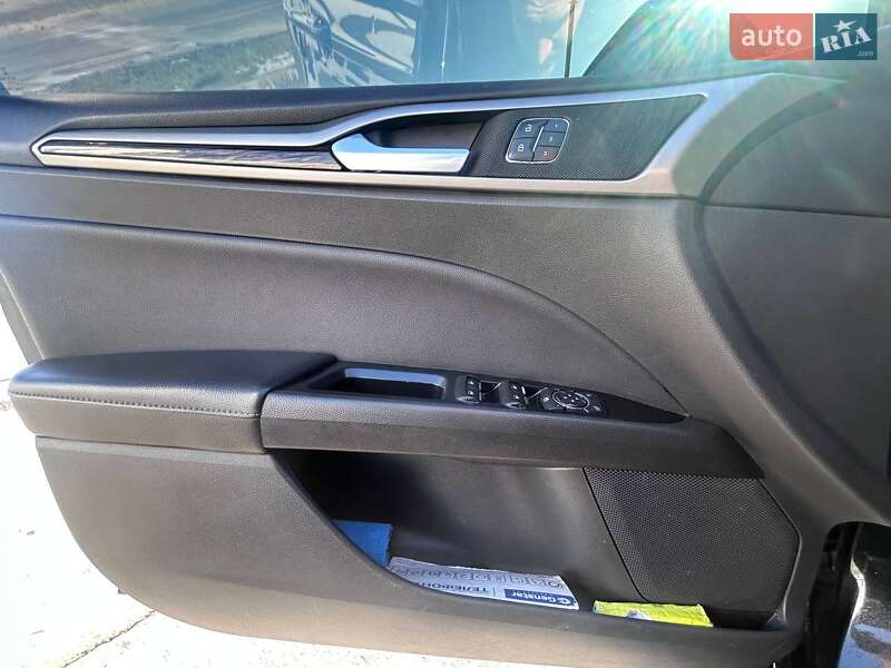 Седан Ford Fusion 2014 в Киеве