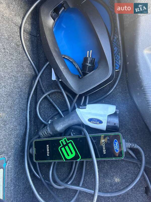 Седан Ford Fusion 2014 в Киеве