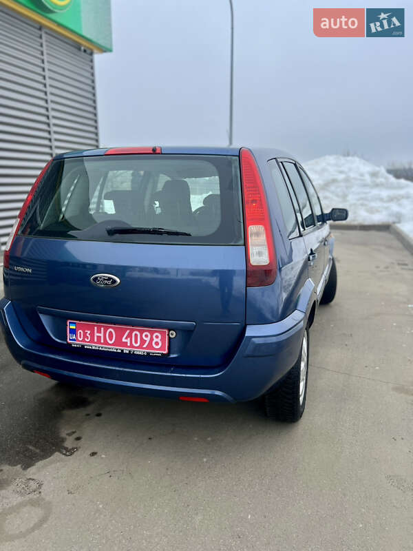 Хэтчбек Ford Fusion 2006 в Шостке