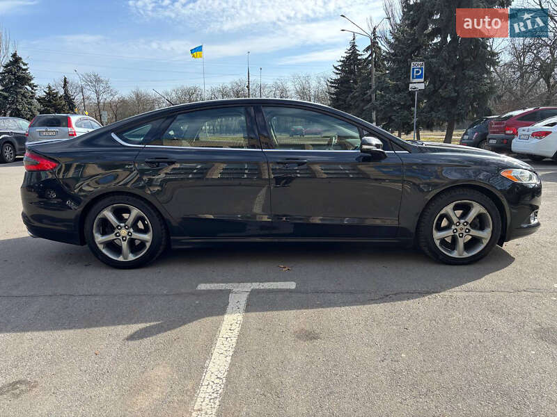 Седан Ford Fusion 2013 в Николаеве