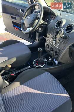 Хэтчбек Ford Fusion 2011 в Киеве