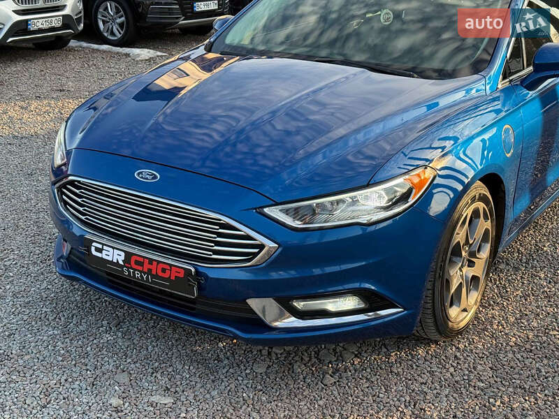 Седан Ford Fusion 2016 в Стрые