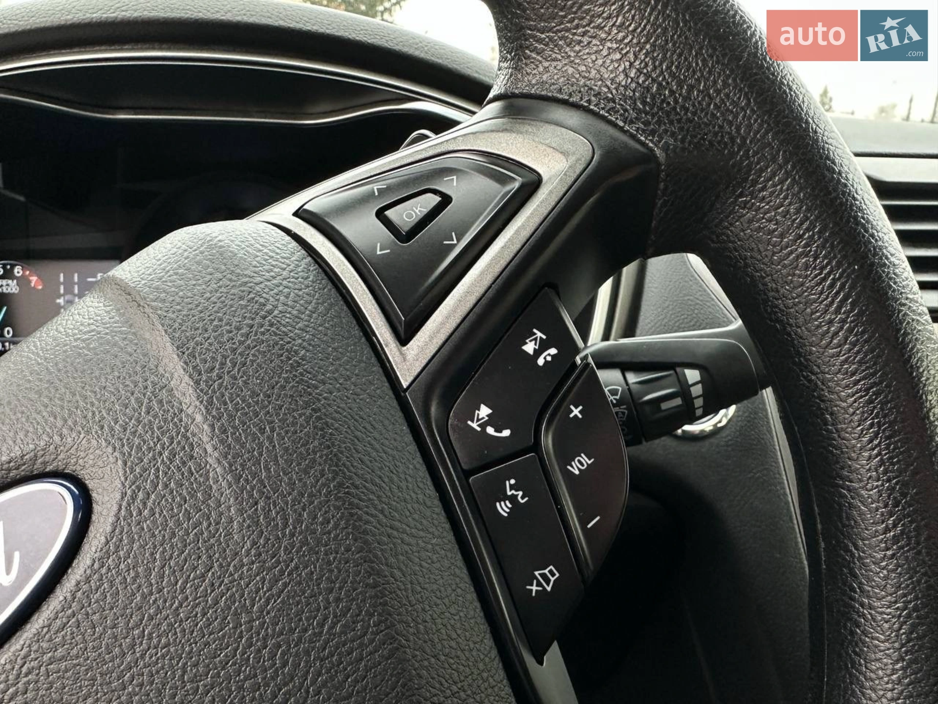 2020 Ford Fusion - мініатюра 27