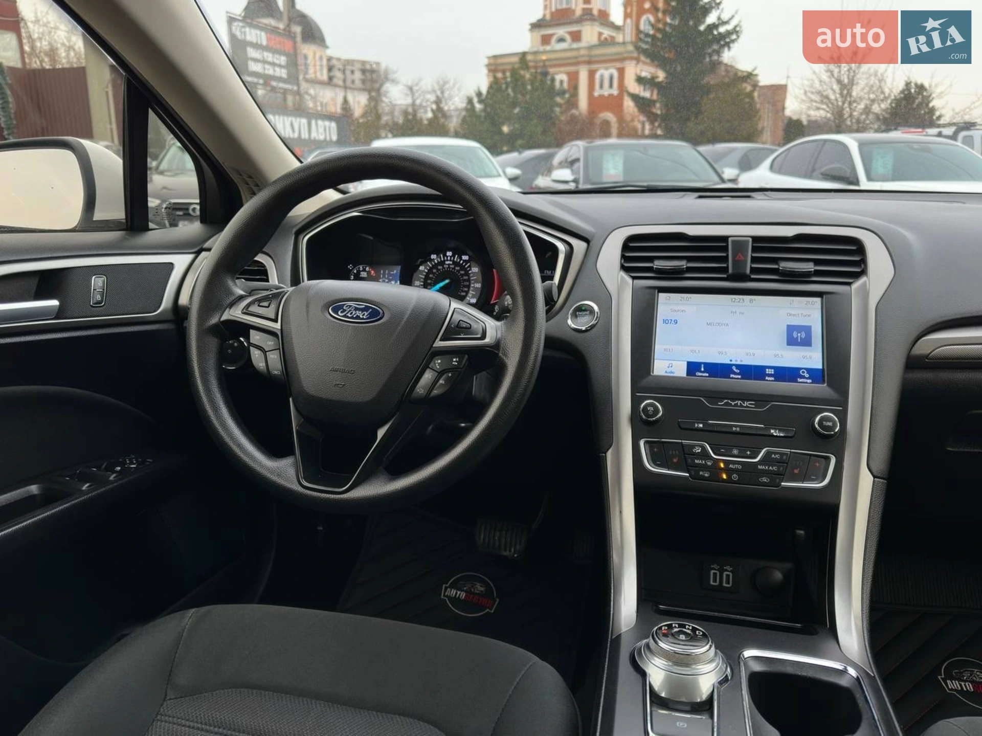 2020 Ford Fusion - мініатюра 21