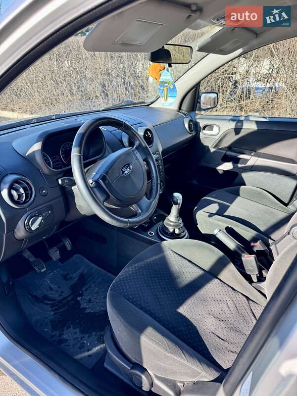 Хетчбек Ford Fusion 2005 в Білій Церкві