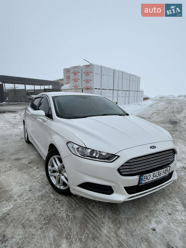 Седан Ford Fusion 2014 в Тернополе