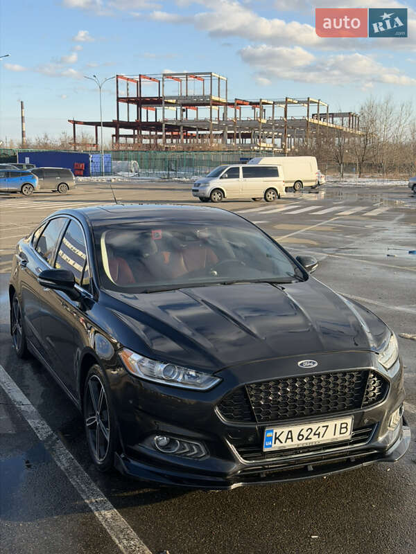 Седан Ford Fusion 2015 в Києві