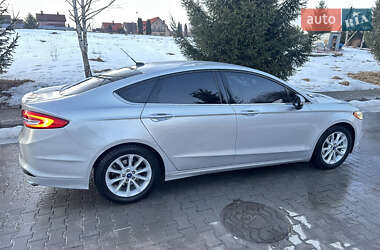 Седан Ford Fusion 2016 в Хмельницькому