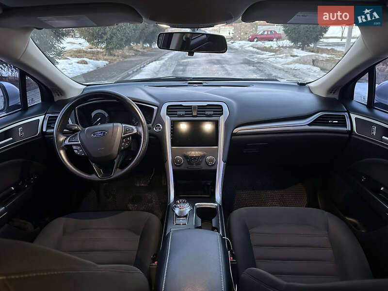 Седан Ford Fusion 2016 в Хмельницькому