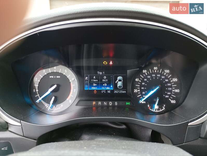 Седан Ford Fusion 2015 в Києві