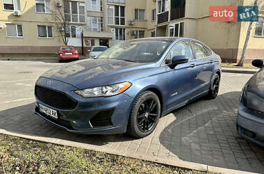 Седан Ford Fusion 2019 в Одессе