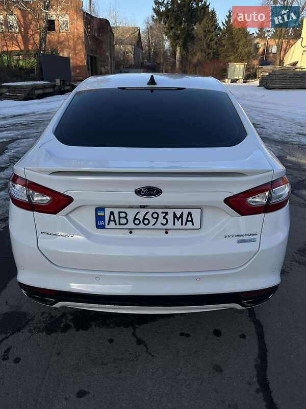 Седан Ford Fusion 2013 в Вінниці