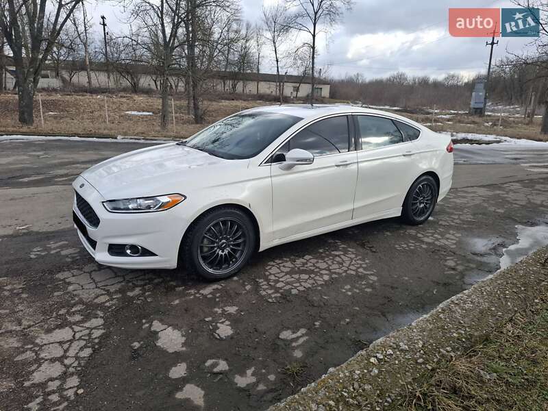 Седан Ford Fusion 2015 в Виннице