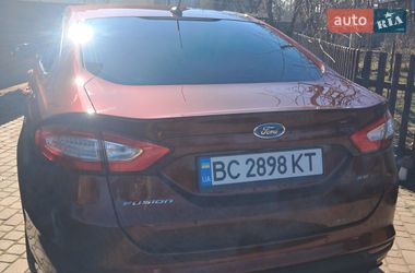 Седан Ford Fusion 2016 в Жовкве