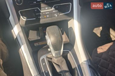Седан Ford Fusion 2016 в Жовкве