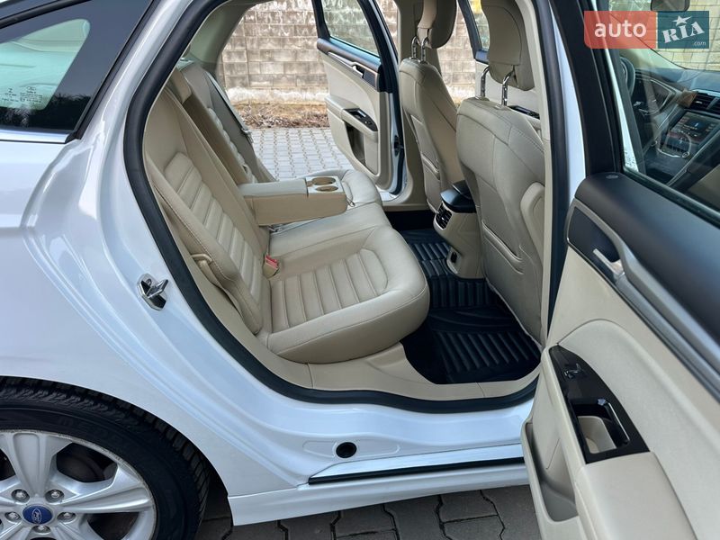 Седан Ford Fusion 2014 в Одессе