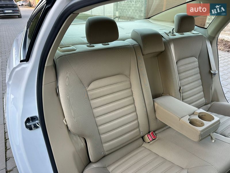 Седан Ford Fusion 2014 в Одессе