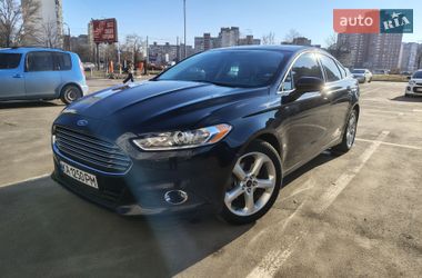 Седан Ford Fusion 2016 в Києві