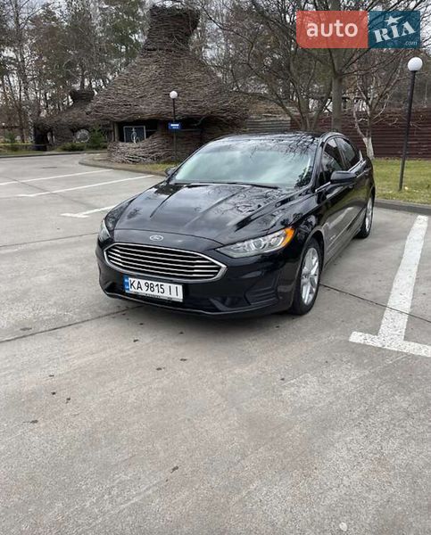 Седан Ford Fusion 2019 в Киеве