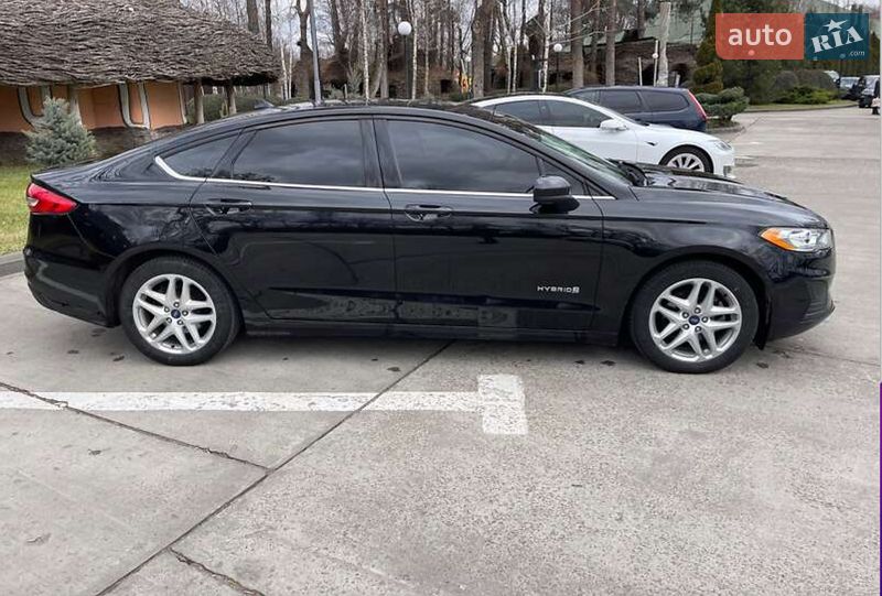 Седан Ford Fusion 2019 в Киеве