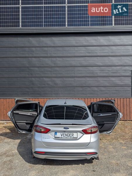 Седан Ford Fusion 2015 в Луцке