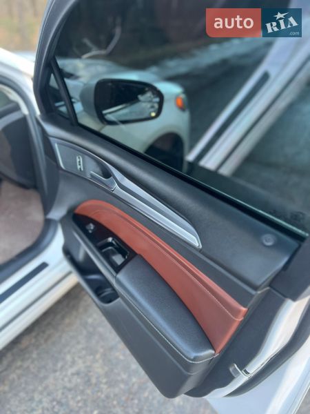 Седан Ford Fusion 2015 в Ровно