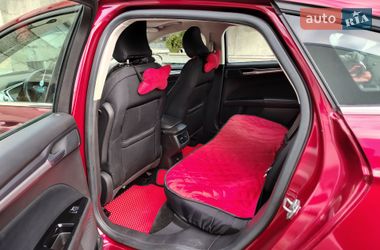 Седан Ford Fusion 2015 в Кодаках