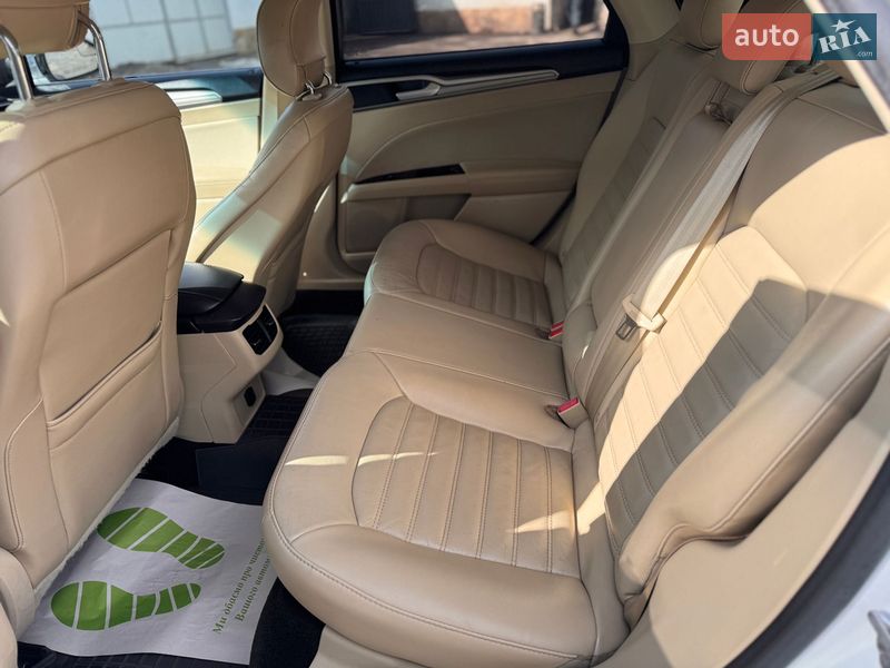Седан Ford Fusion 2016 в Харкові