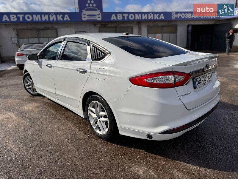 Седан Ford Fusion 2016 в Харкові
