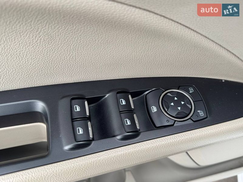 Седан Ford Fusion 2018 в Києві