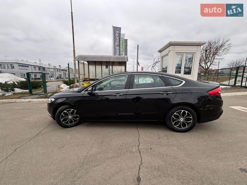 Седан Ford Fusion 2017 в Києві