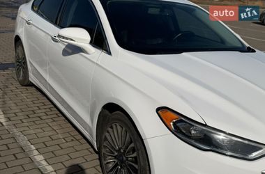 Седан Ford Fusion 2016 в Львове