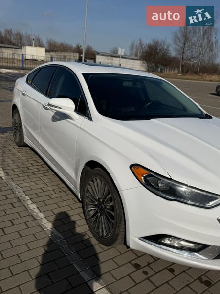 Седан Ford Fusion 2016 в Львові