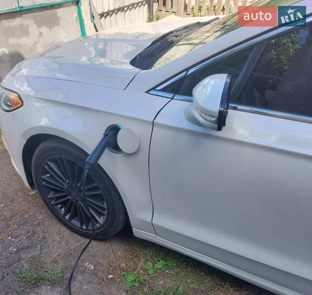 Седан Ford Fusion 2016 в Харькове