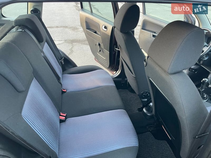 Хетчбек Ford Fusion 2012 в Вінниці