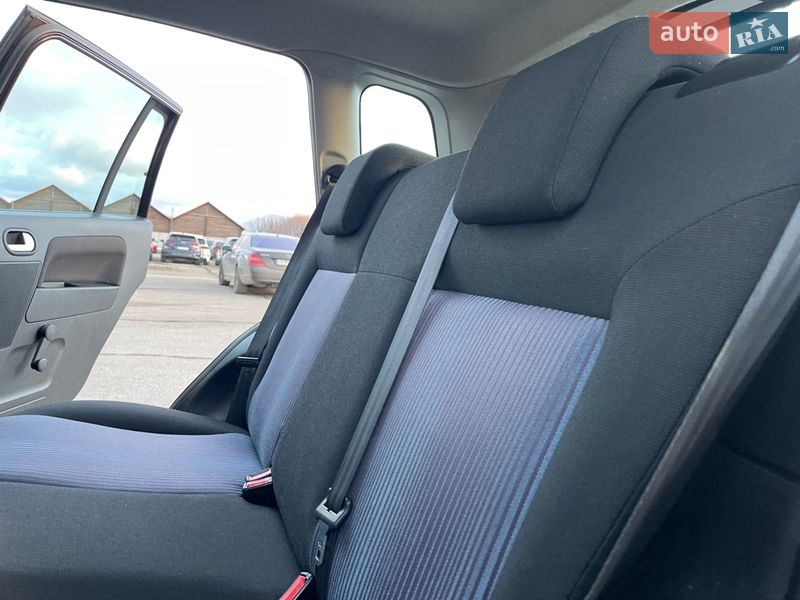 Хетчбек Ford Fusion 2012 в Вінниці