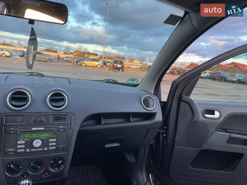 Хетчбек Ford Fusion 2012 в Вінниці