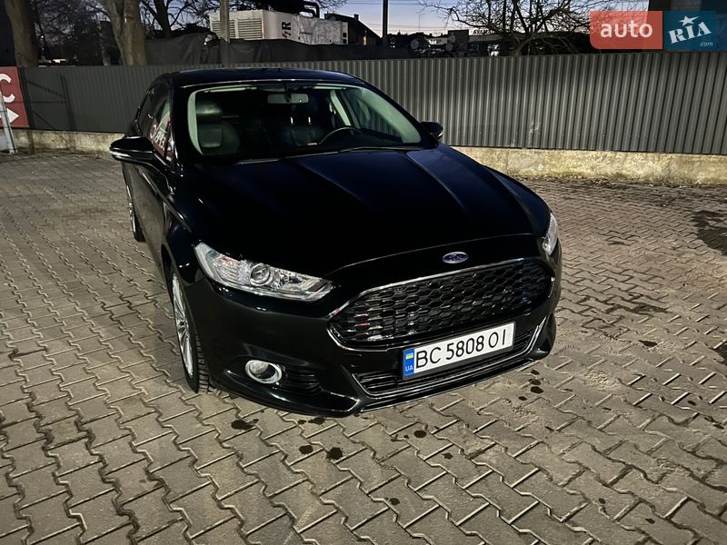 Седан Ford Fusion 2014 в Львове
