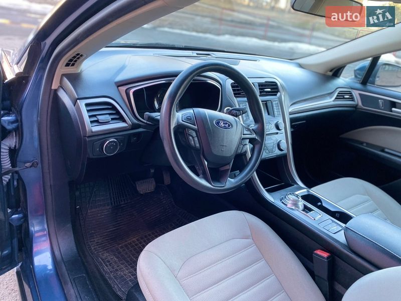 Седан Ford Fusion 2018 в Рівному
