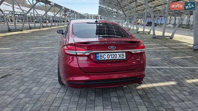 Седан Ford Fusion 2016 в Львові