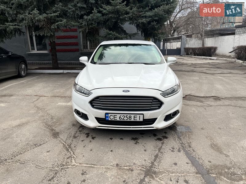 Седан Ford Fusion 2012 в Кам'янському