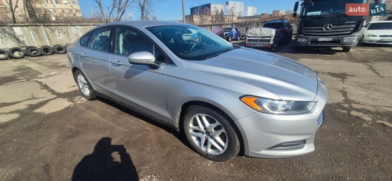 Седан Ford Fusion 2013 в Киеве