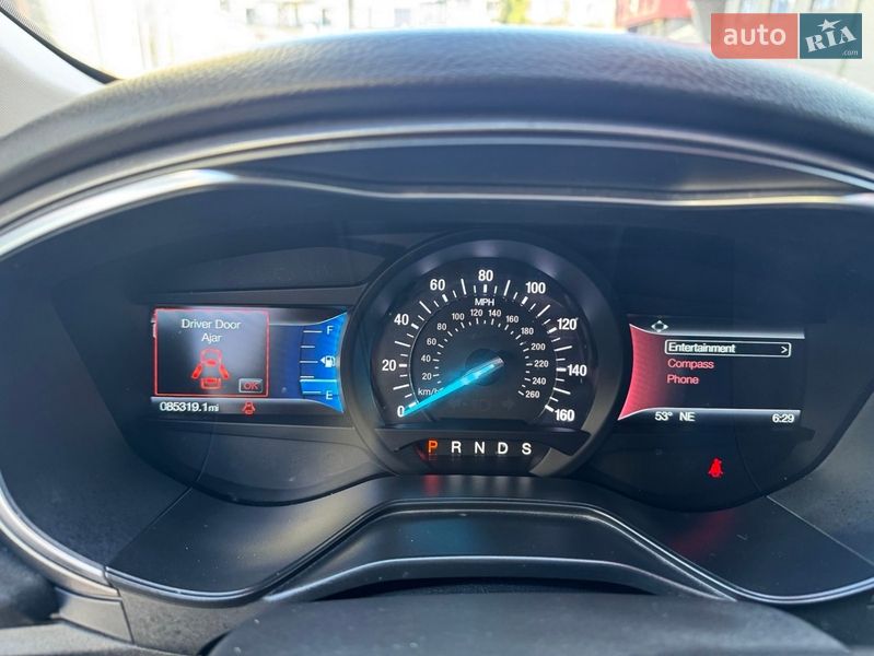 Седан Ford Fusion 2019 в Львове