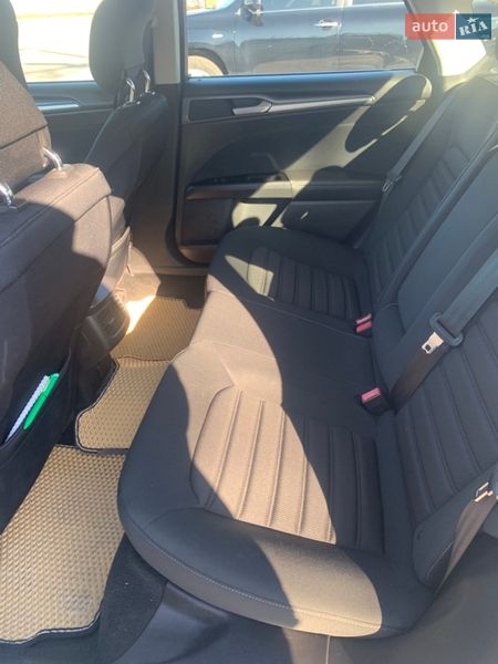 Седан Ford Fusion 2013 в Виннице