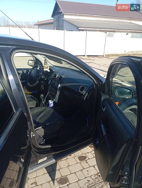 Хэтчбек Ford Fusion 2006 в Белогорье