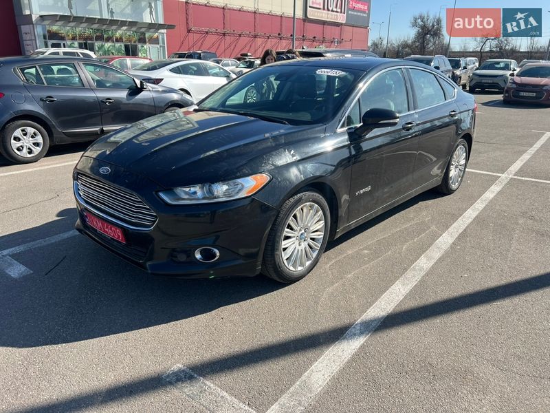 Седан Ford Fusion 2014 в Києві